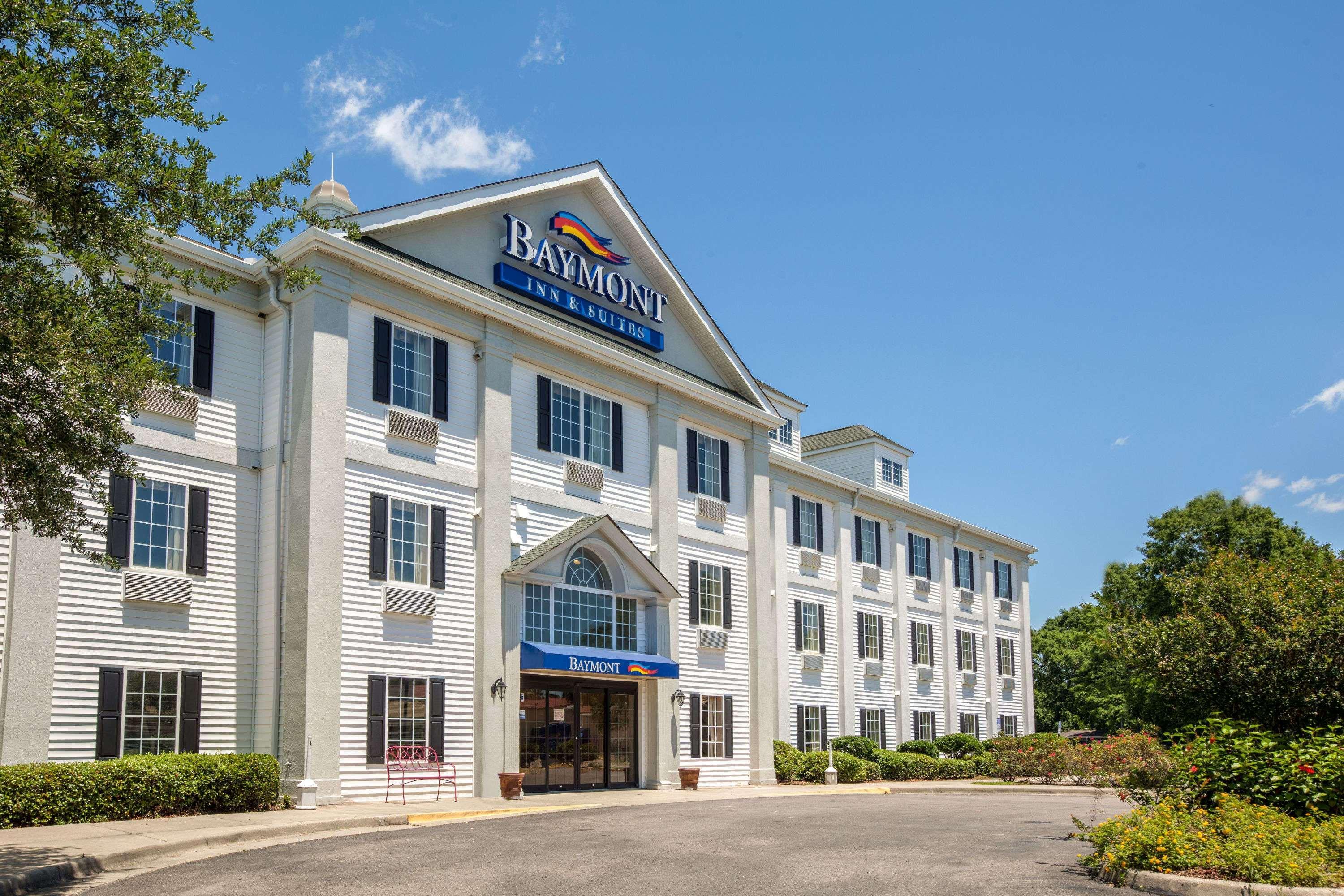 Готель Baymont By Wyndham Lafayette Airport Екстер'єр фото